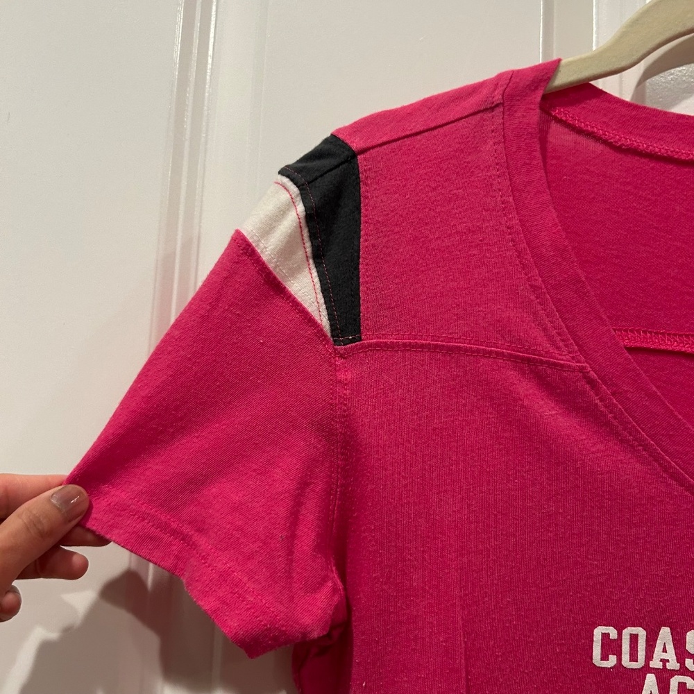 Nike Women’s Pink V-Neck T-Shirt Coast Guard Academy Size Small - Picture 4 of 7